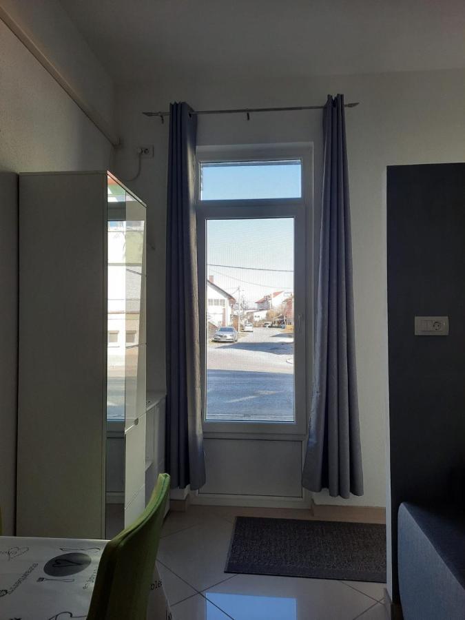 Apartment Gs Centar Gospić エクステリア 写真