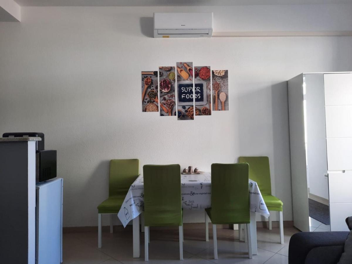 Apartment Gs Centar Gospić エクステリア 写真